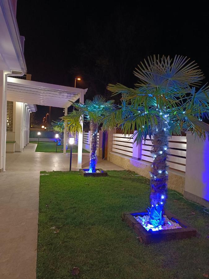 Residence Deamarina Marina di Massa Exteriér fotografie